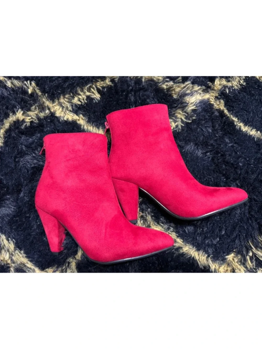 Women's Red Dream Pairs Red Suede Ankle Boots With Zipper Size 5